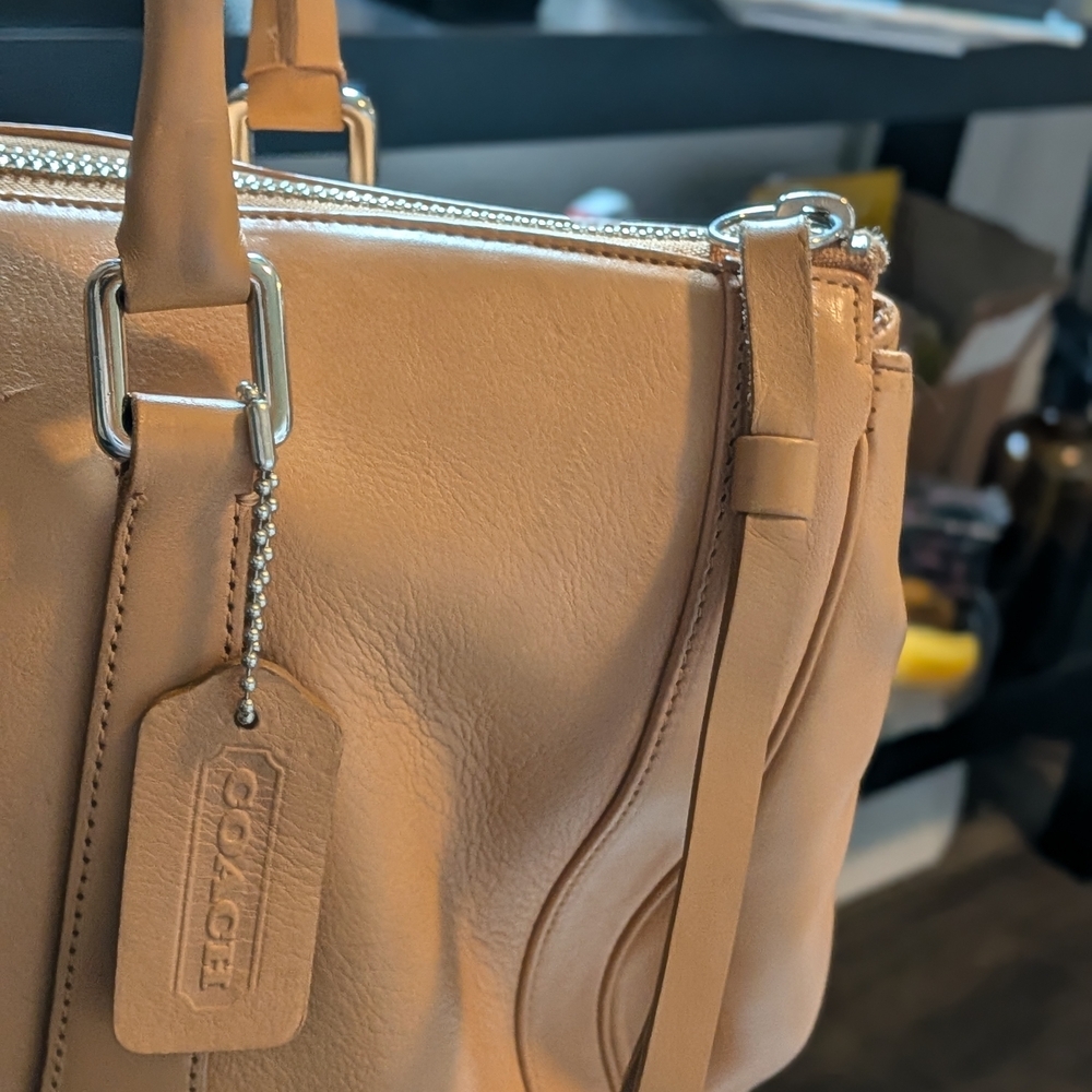 Coach Vintage Bonnie Britian Tan Legency Zip Satchel - Picture 6 of 12